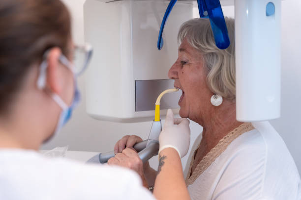 Best Emergency Denture Repair in Burbank, CA